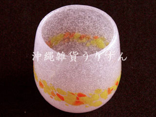 桜色の琉球ガラスの泡たる形グラス